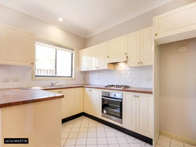 7/33 William Street, Botany Leased by MGM Martin - image 1