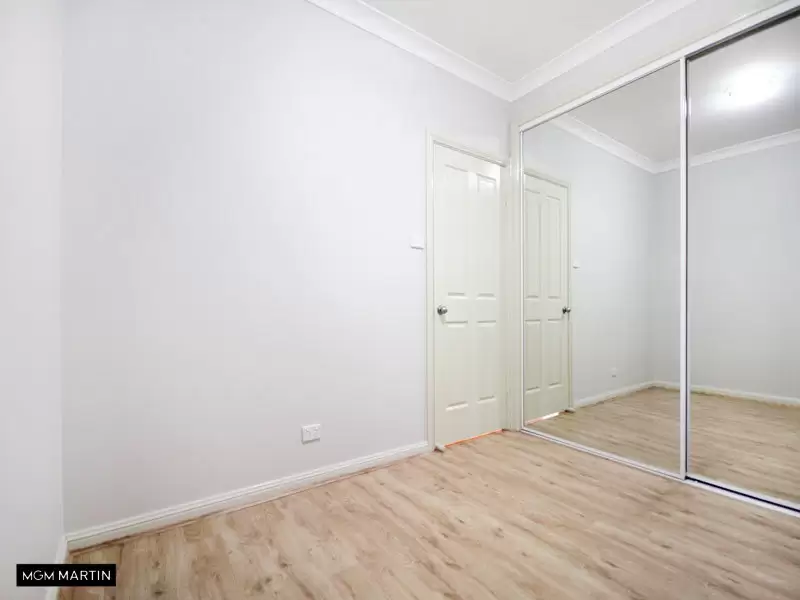 7/33 William Street, Botany Leased by MGM Martin - image 1