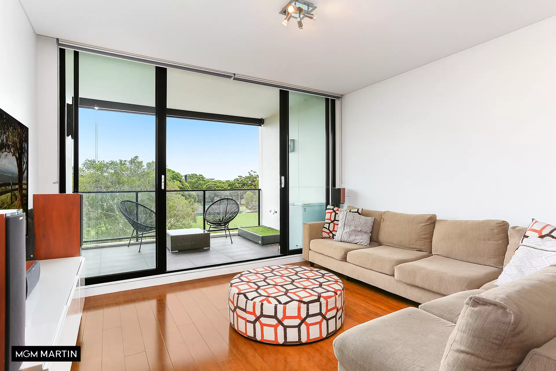 401/828 Elizabeth Street, Waterloo Leased by MGM Martin - image 1