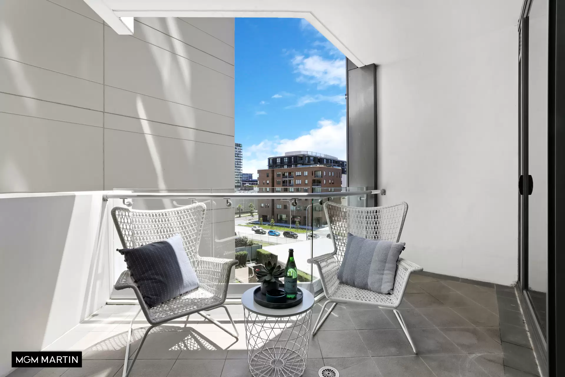 512/20 Gadigal Avenue, Zetland Leased by MGM Martin - image 1