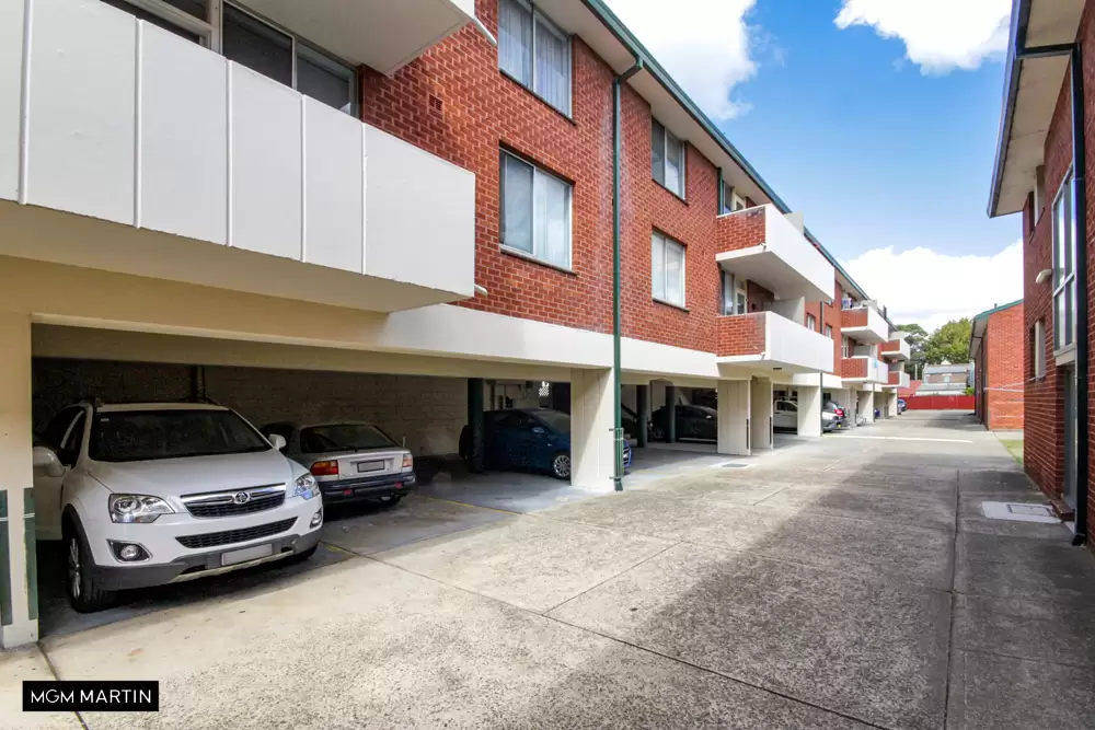 3/27 Dover Road, Botany Leased by MGM Martin - image 1