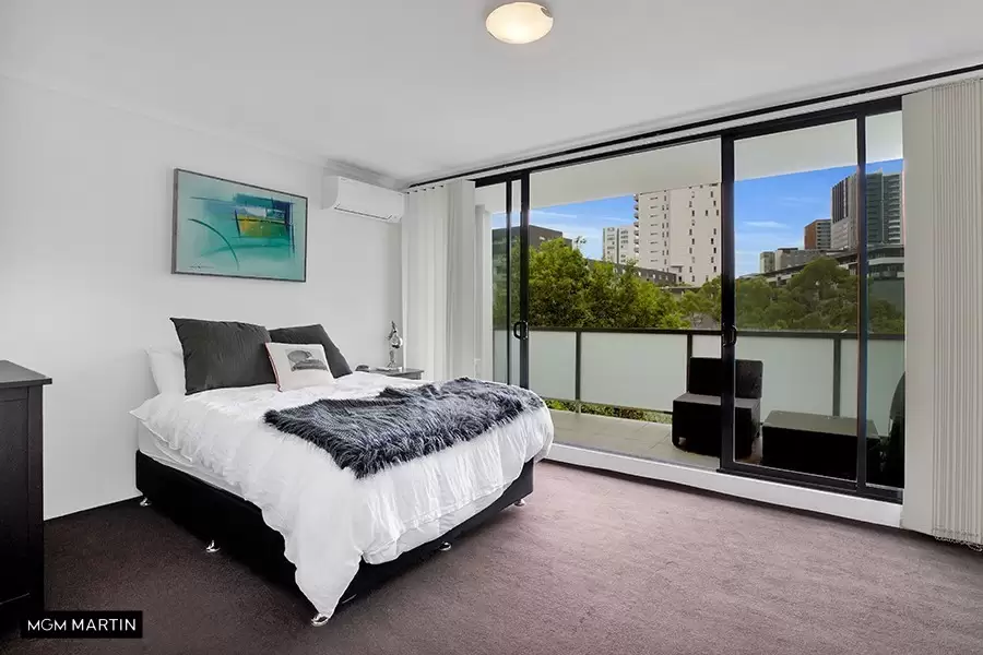 26/4 Hutchinson Walk, Zetland Leased by MGM Martin - image 1