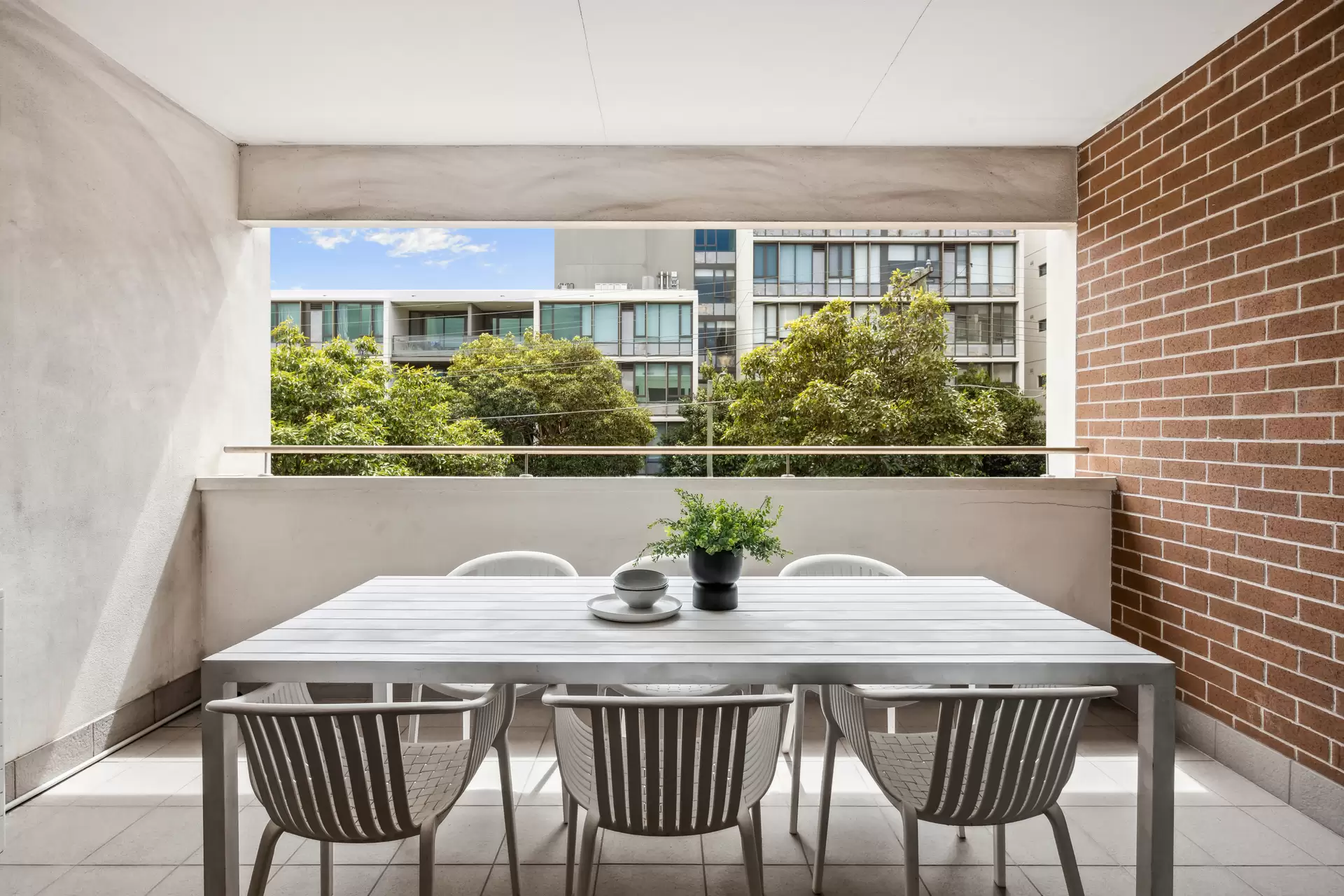 6/57-61 Rothschild Avenue, Rosebery For Lease by MGM Martin - image 1
